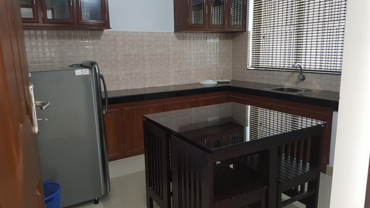 The Rubis Hotel Kottakkal Buitenkant foto